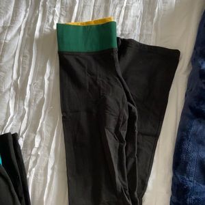 Victorias Secret PINK leggings — Green Bay packers